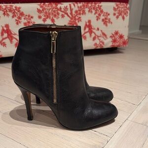 Banana Republic Black Leather Ankle Booties with Gold Zip